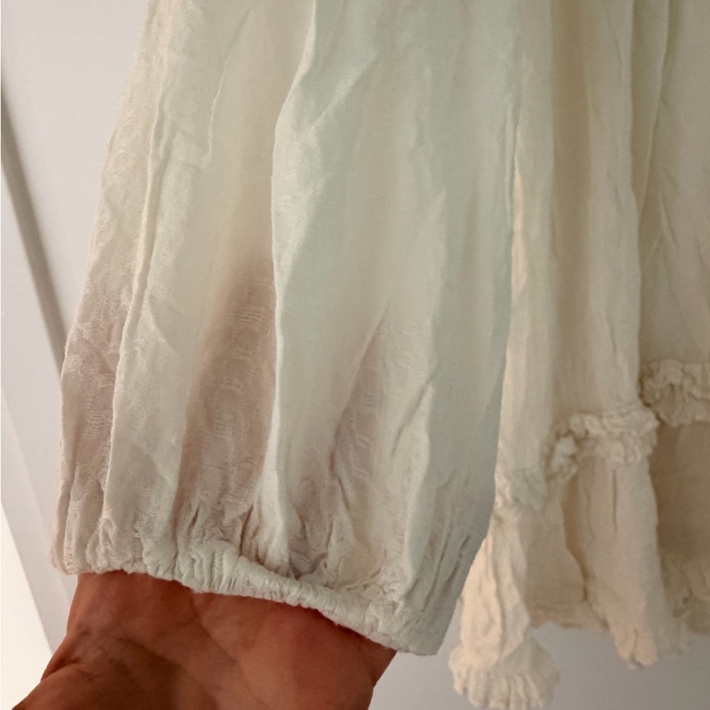 FARM Rio Boho Gauze V-Neck Long Sleeve Dress in Cream - Picture 2 of 6
